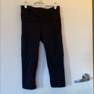 LuluLemon Black Capri Leggings